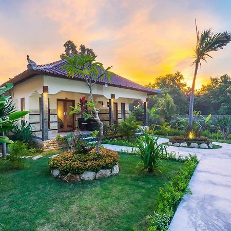 Sunset Cave Villas Lembongan Nusa Lembongan Exteriör bild